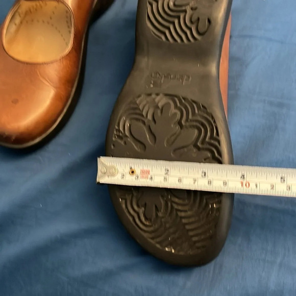 DANSKO FAWNA
BLACK MILLED NAPPA in chocolate brown Mary Jane style. Size 7 - Picture 15 of 16